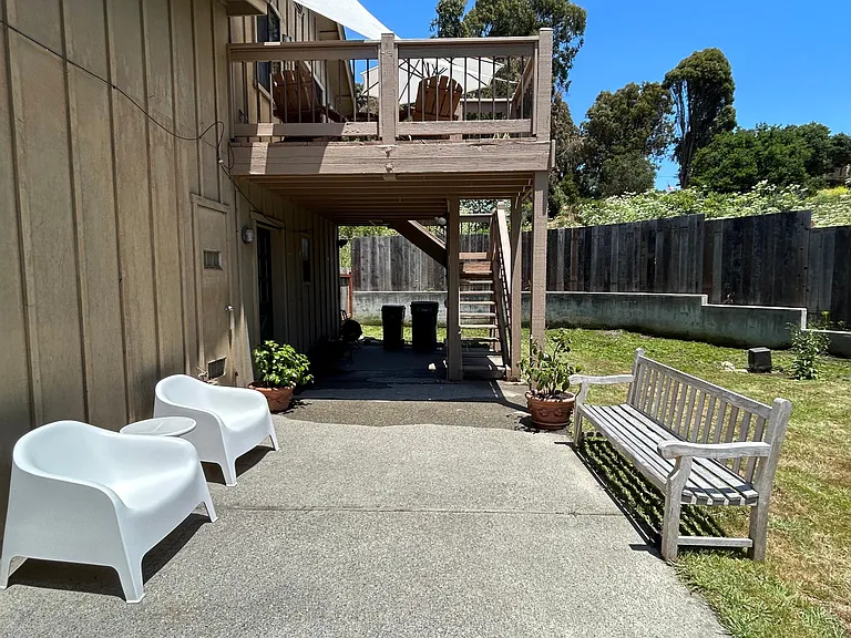 102 Laguna Pl — Photo 27