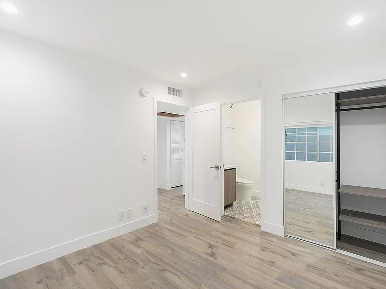 3701 Hughes Ave — Photo 12