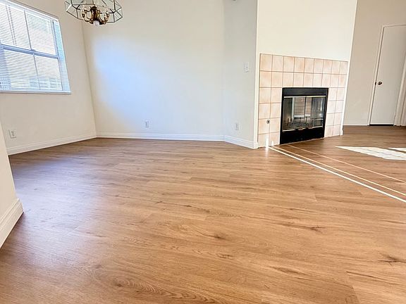 2nd image of 9960 Scripps Vista Way Unit 115
