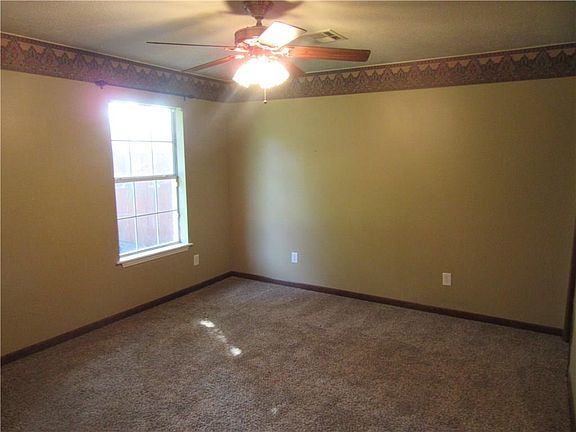 5th image of 3221 1st Ave