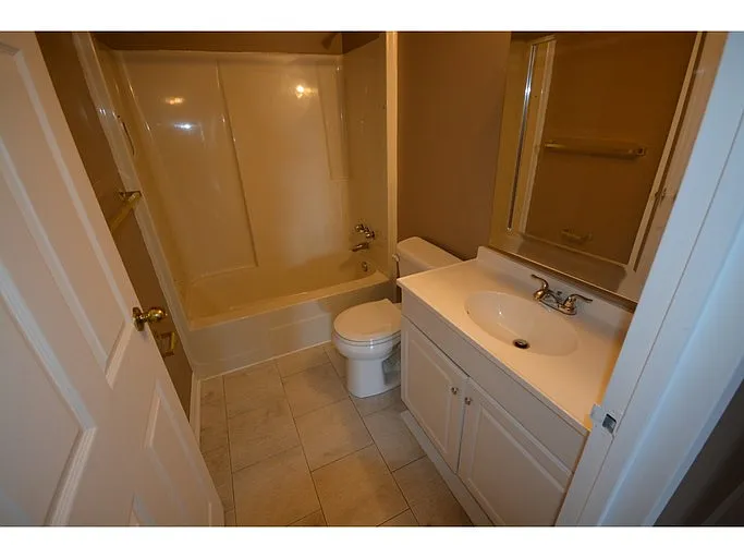 Building Photo - 400 Telstar Ave #1A