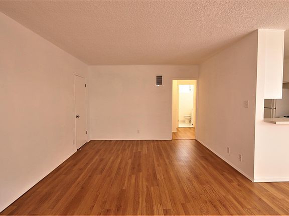 5th image of 1251 N Fuller Ave #4