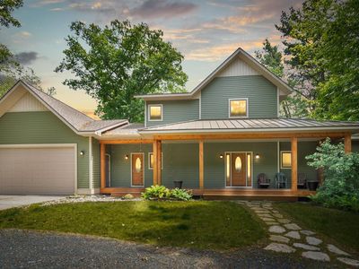 3271 Lakeshore Rd, Manistee, MI, 49660