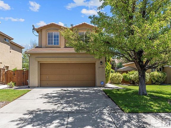 2nd image of 2572 Roman Dr