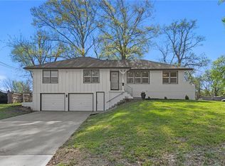 2321 Blue Ridge Ter, Independence, MO 64052