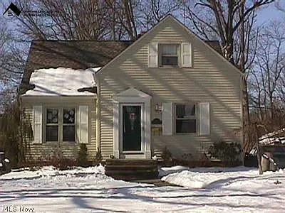 610 Oakmoor Rd photo 1