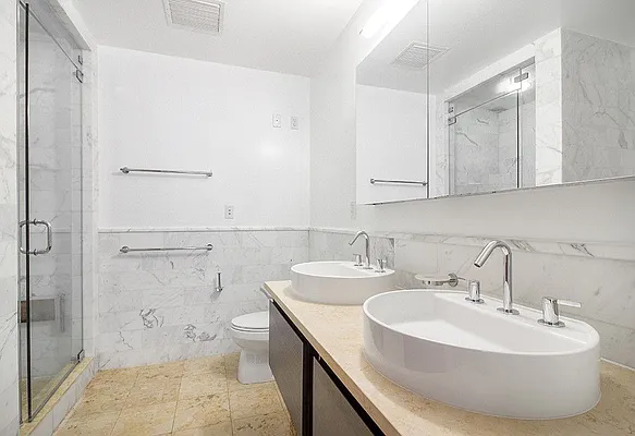 Rented by Keller Williams NYC | media 29