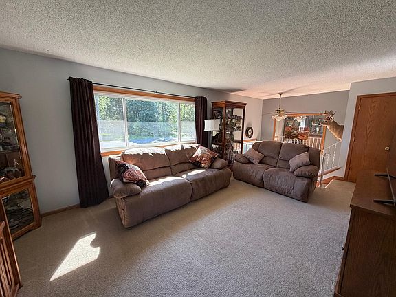 4th image of 13434 Brenda Blvd