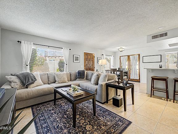 4th image of 4902 E HAZEL Drive #1