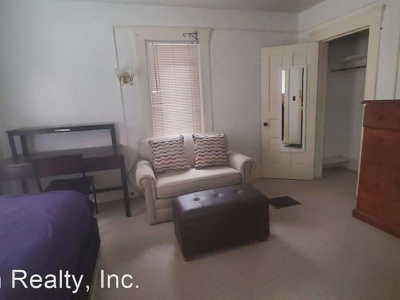 5th image of 613 Hill St APT 2
