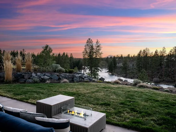 60871 River Rim Dr, Bend, OR 97702