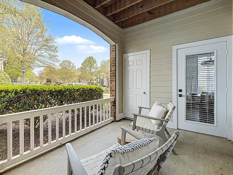 The Reserve at Meadowmont Apartments and Townhomes — Photo 44