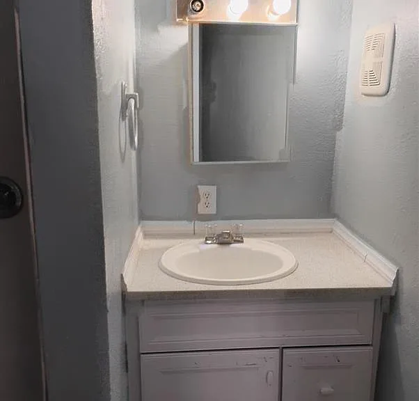 1707 Reynolds Rd #4 — Photo 9