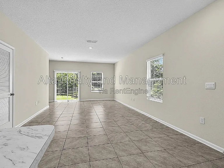 7739 Legacy Trl — Photo 8