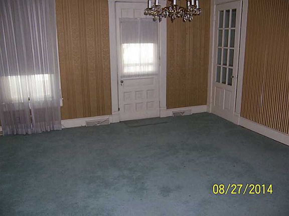 5th image of 409 Lafayette Ave