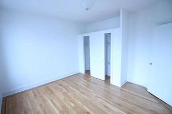 Rented by Realty Nerd | media 16