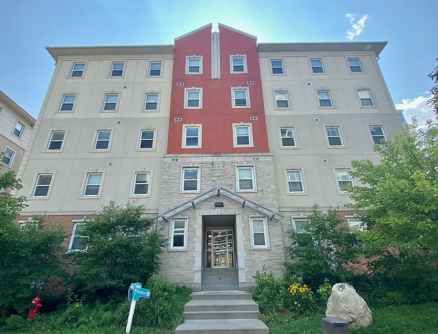 253 Lester Street Waterloo — Photo 1