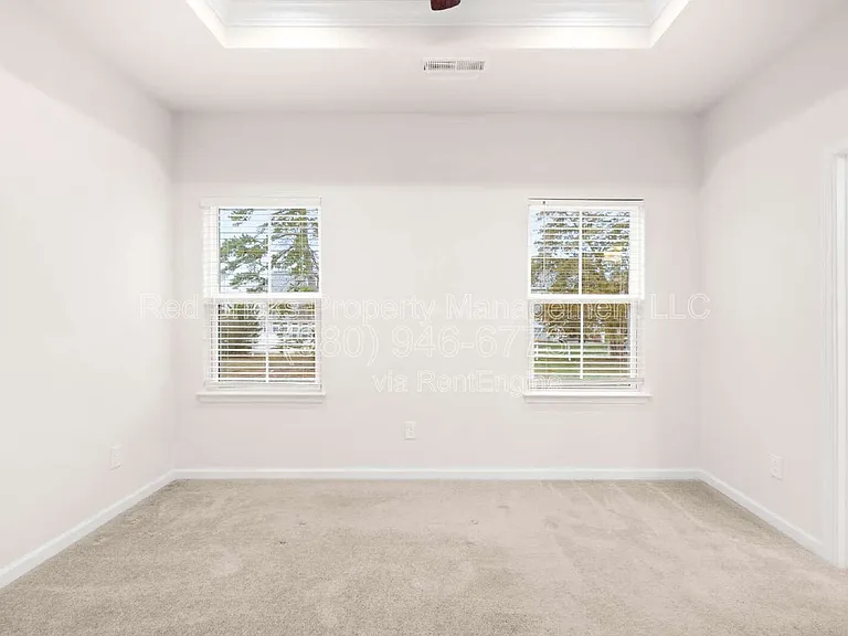 2620 Grantham Place Dr — Photo 13