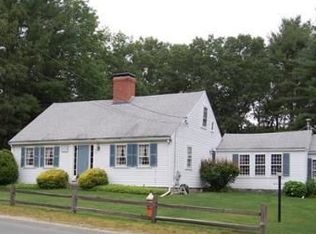 561 Circuit St, Hanover, MA 02339