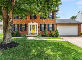 216 Brittany Dr, Fairview Heights, IL 62208
