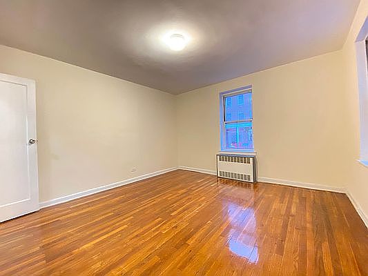 4th image of 14037 Ash Ave APT 103