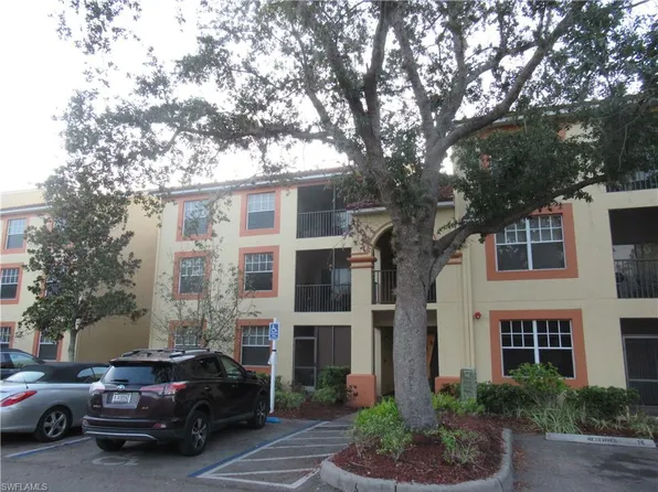 7935 Preserve Cir APT 413, Naples, FL 34119