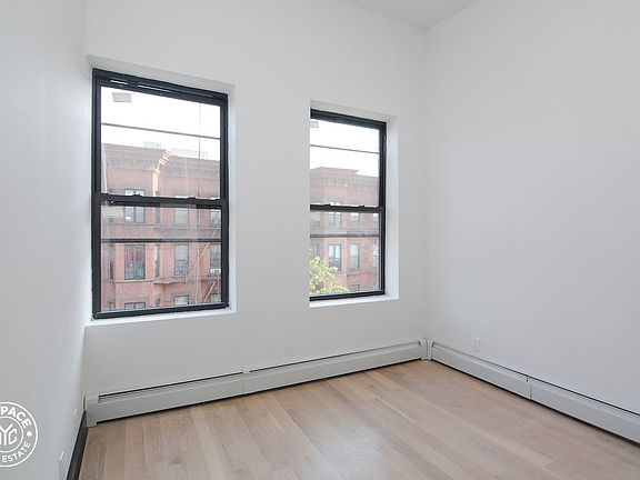 4th image of 39 Macdonough St APT 4B