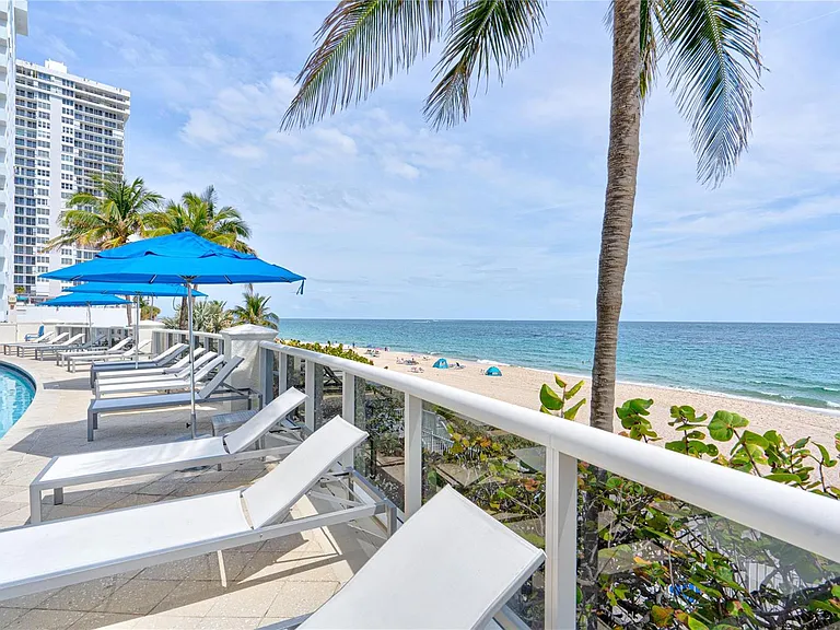 4240 Galt Ocean Dr #1006 — Photo 40