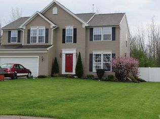 6528 Harvest Ridge Way, Lockport, NY 14094