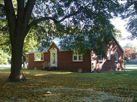 1st image of 119 Swezey Ln
