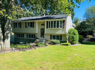 18 Farrell St, Wolcott, CT 06716