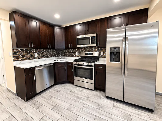 Kitchen, photo 1