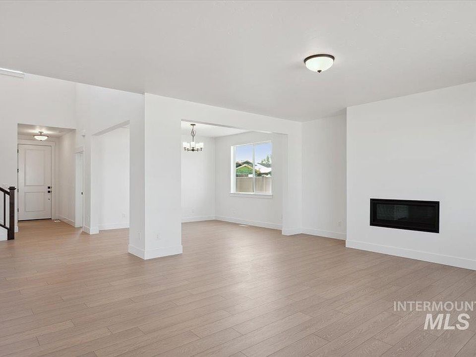 2nd image of 4712 E Coldwater Dr