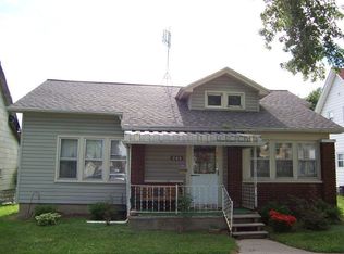 206 S Johnson St, Garrett, IN 46738