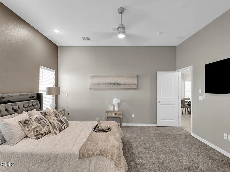 15340 Resolve Dr — Photo 32