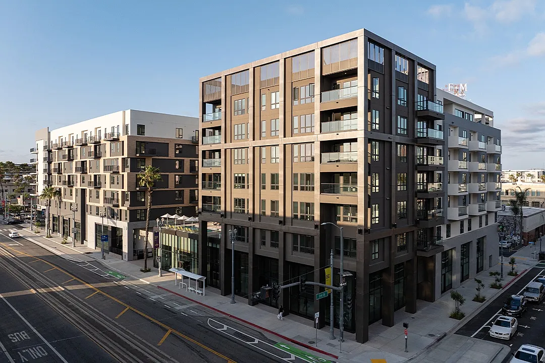 Resa Long Beach — Photo 4
