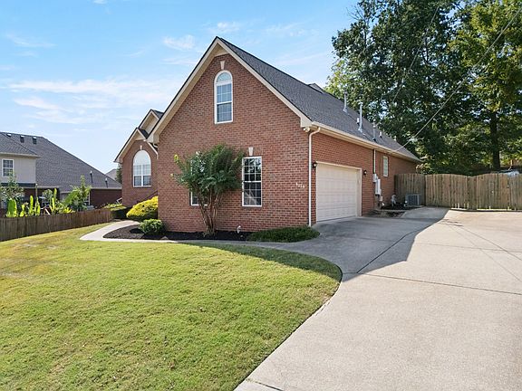 4th image of 8039 Burntwood Dr