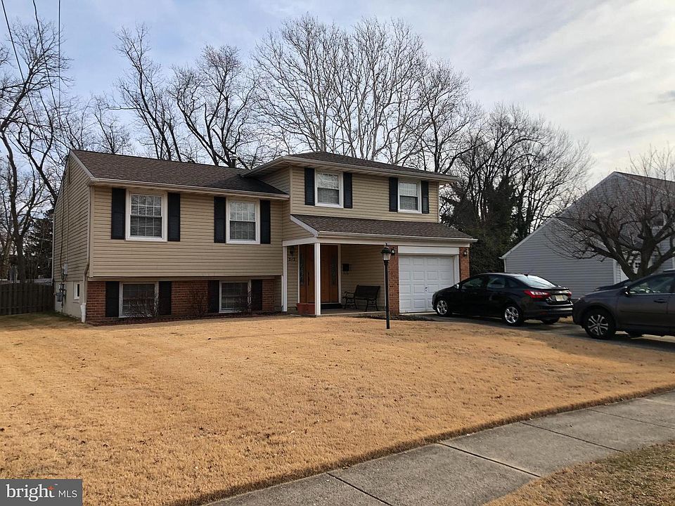 2nd image of 212 Winding Way Rd
