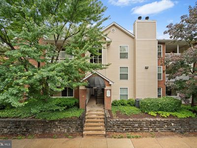 1525 Lincoln Way APT 203, Mc Lean, VA, 22102