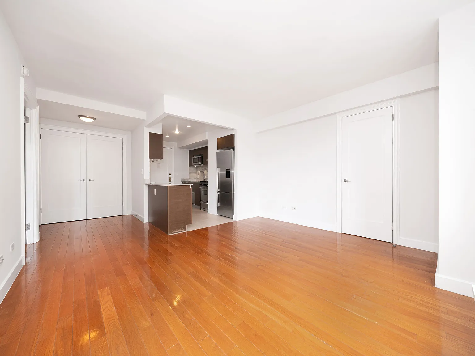 400 East 57th Street — Photo 3