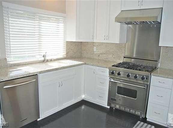 5th image of 3920 San Clemente Ct