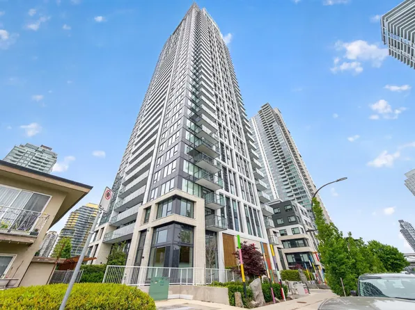 6537 Telford Ave #2202, Burnaby, BC V5H 0K9
