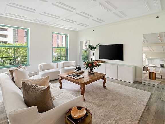 5th image of 610 Valencia Ave APT 301