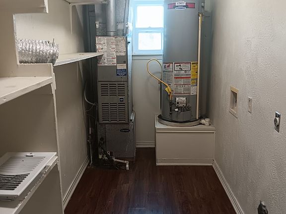 5th image of 945 S Lee Ave