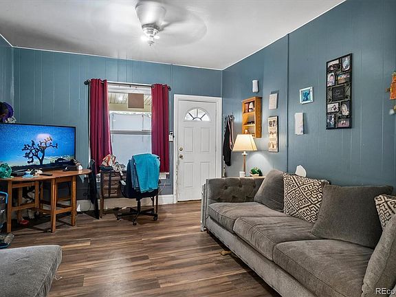3rd image of 4022 S Acoma Street