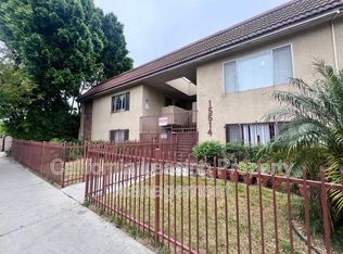 15514 Chase St #4, North Hills, CA 91343