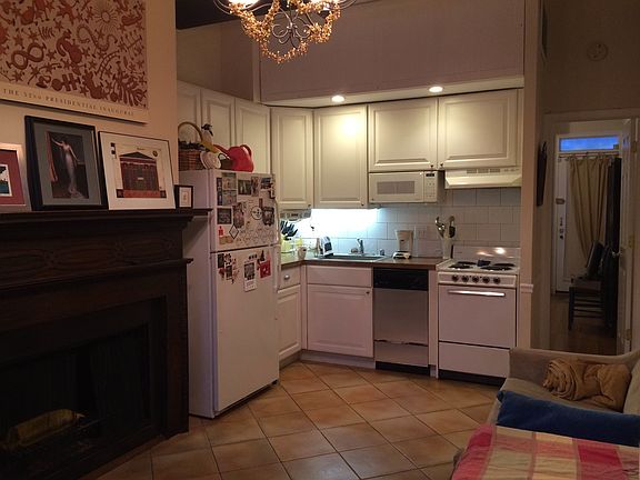 Living room/kitchen