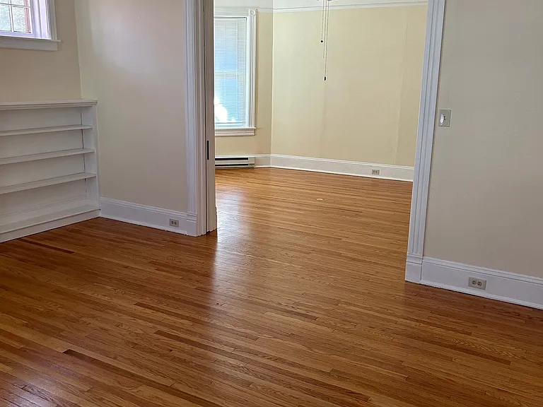 30 E Market St #1 — Photo 4