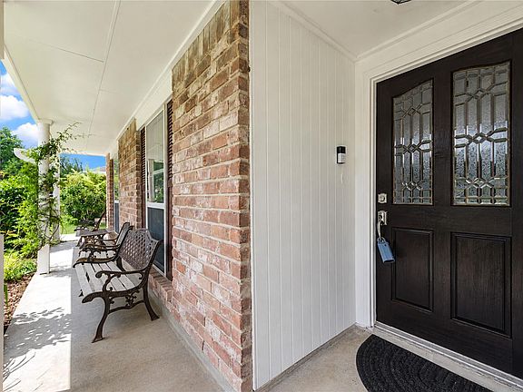 2nd image of 16019 Fathom Ln