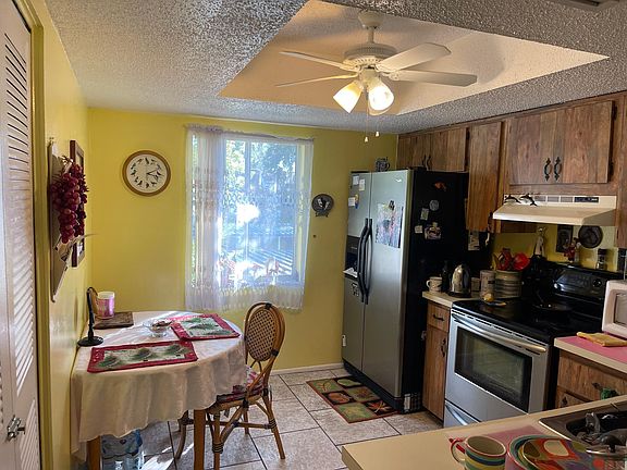 4th image of 102 Cypress Ln #102